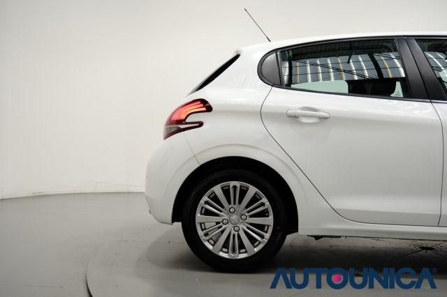 PEUGEOT 208 PURETECH 82CV 5 PORTE ACTIVE NEOPATENTATI