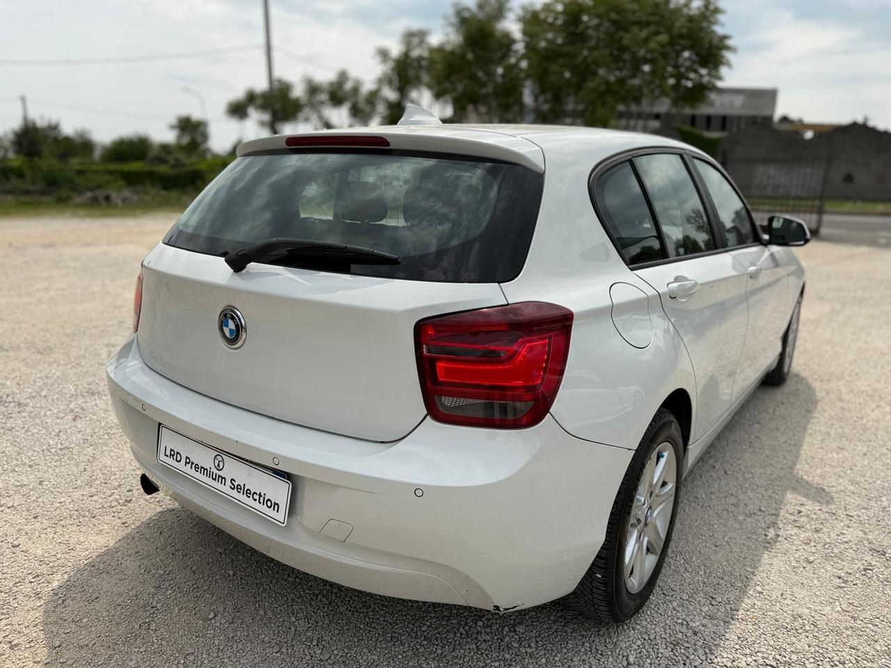 Bmw 114 114d 5p. Unique