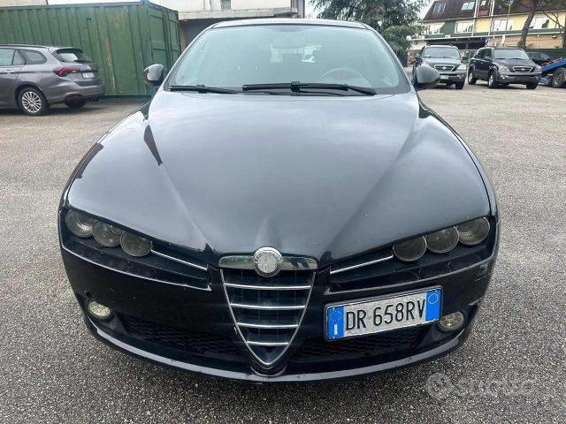 ALFA ROMEO 159 1.9 JTDm 16V Sportwagon Distinctive