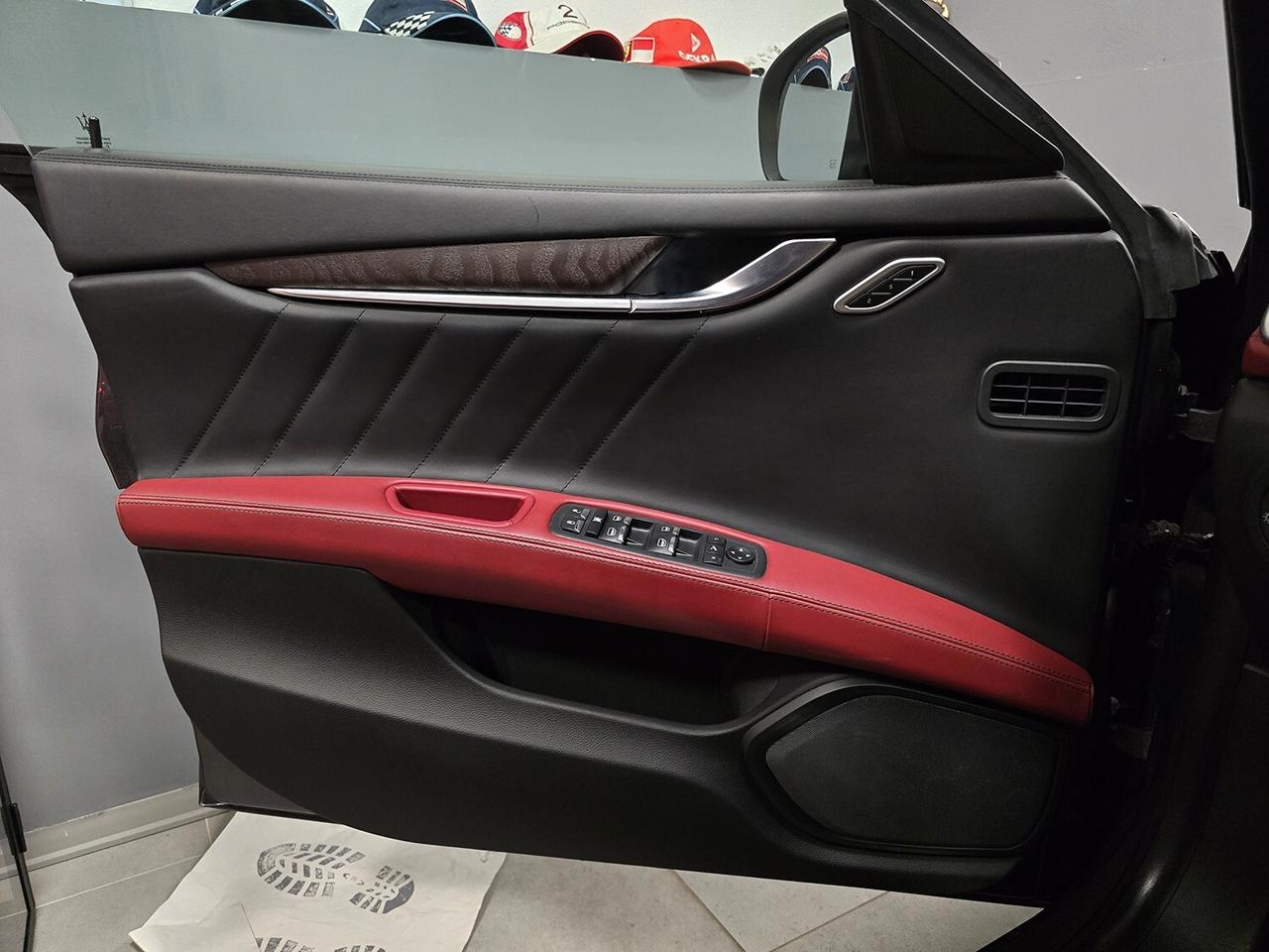 MASERATI GHIBLI GRANSPORT SOFT CLOSE_FULL LED_TETTO_PALETTE F1!!