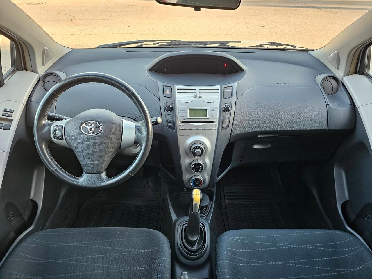 Toyota Yaris 1.4 D-4D 5 porte Sol