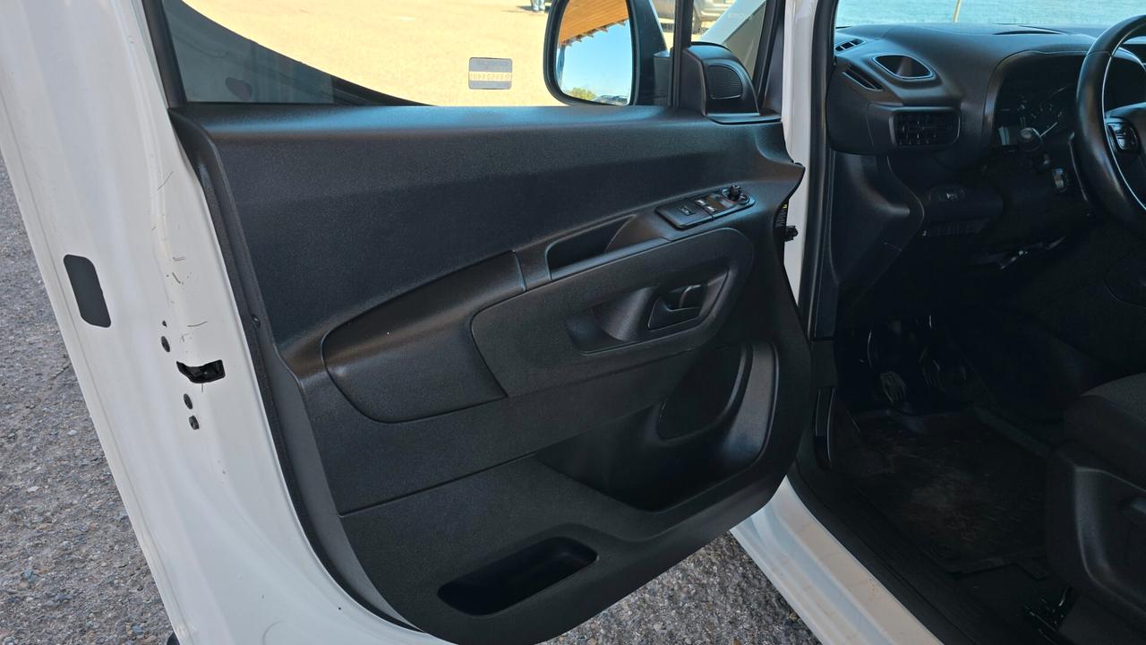 Citroen Berlingo BlueHDi 100 S&S Van M Club (1000Kg)