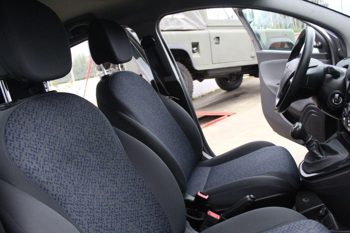 LANCIA - Ypsilon - 1.0 FireFly 5p.S&S Hyb. Gold Pl.