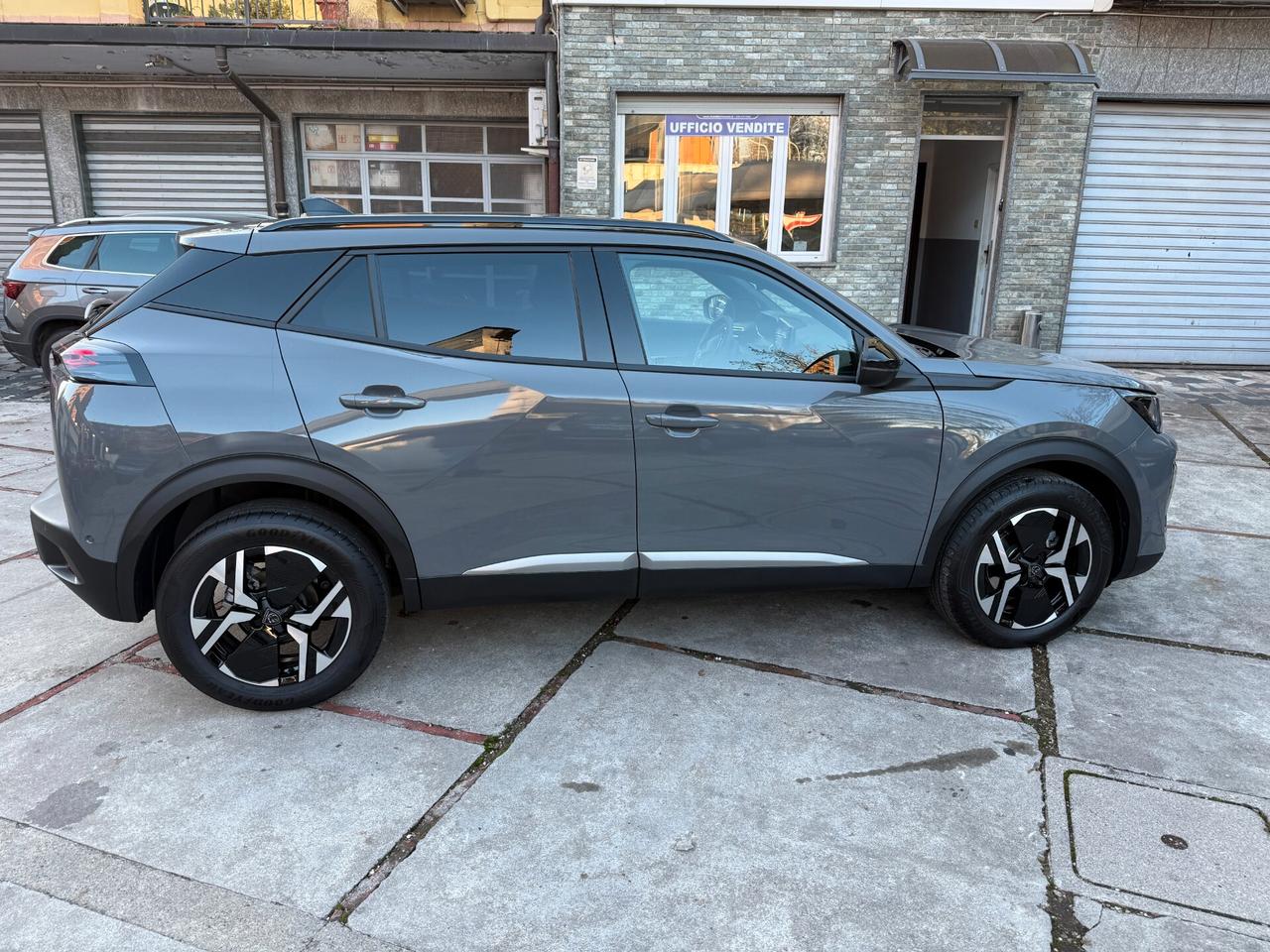 Peugeot 2008 PureTech 100 S&S Allure