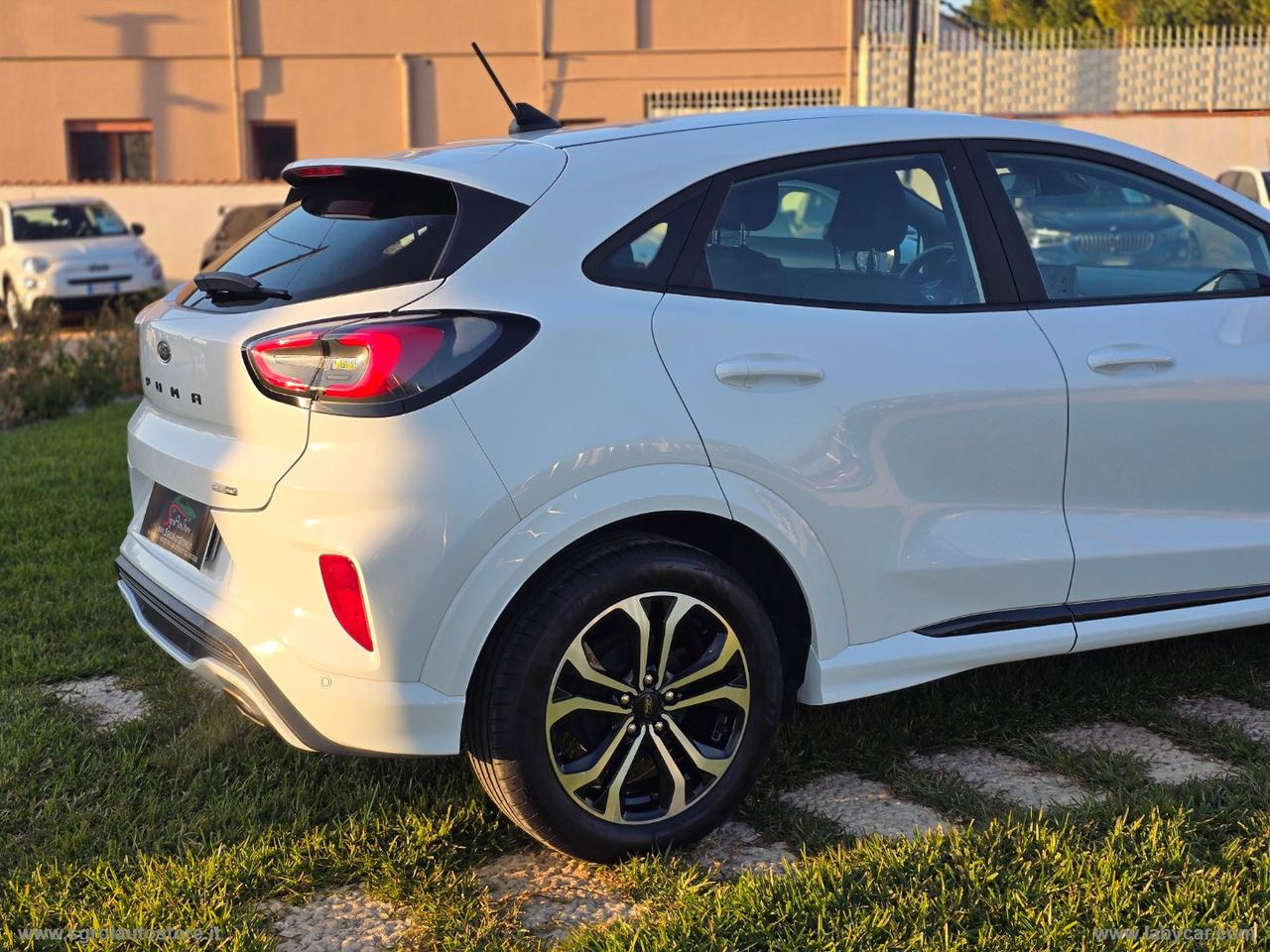 FORD Puma 1.0 EcoBoost Hyb. 125 CV ST-LINE