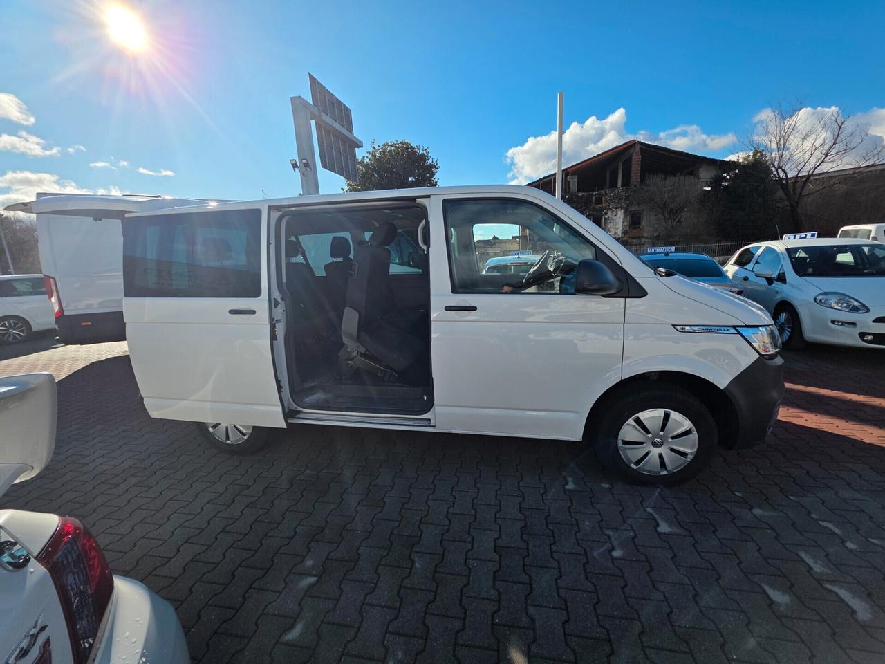 Volkswagen Caravelle 2.0 TDI 110CV PC Trendline solo 60.000km