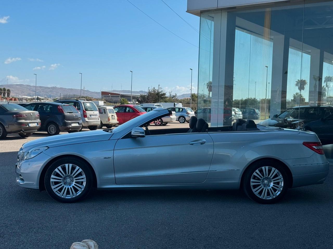 Mercedes-benz E 200 Cabrio BlueEFFICIENCY Avantgarde