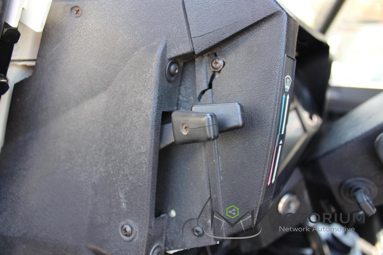 Land Rover Defender 90 2.5 Td5