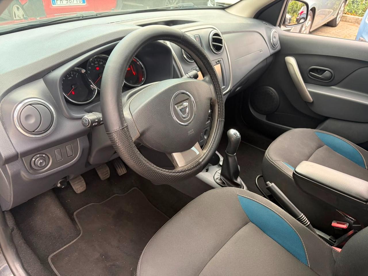 Dacia Sandero 1.2 75CV Lauréate*EURO6*NEOPATENTATI