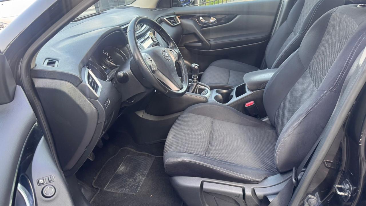 Nissan Qashqai 1.5 dCi N-Connecta