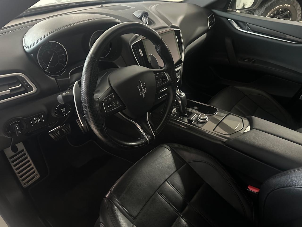 Maserati Ghibli L4 330 CV MHEV Gransport