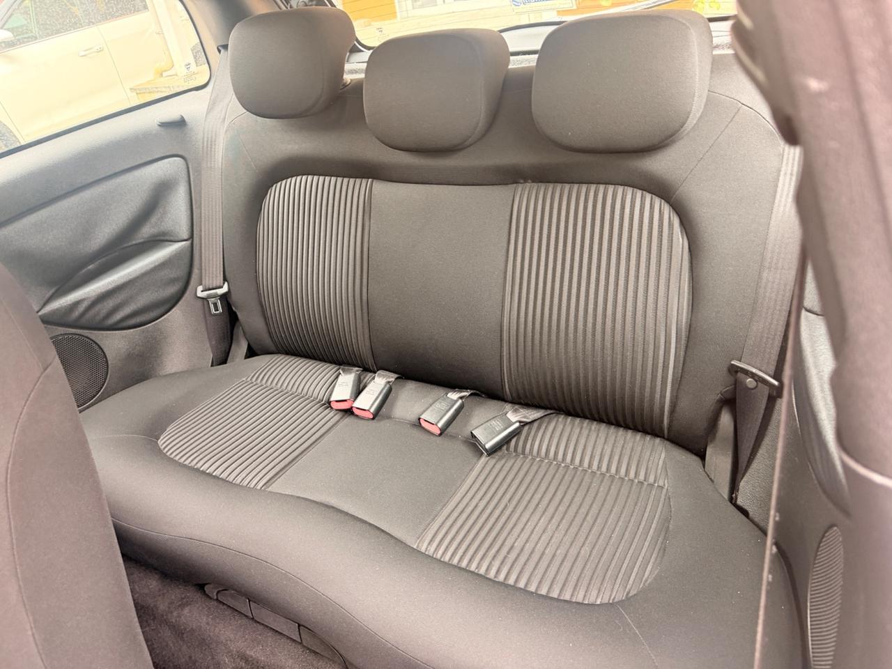 Lancia Ypsilon 1.2 Versus