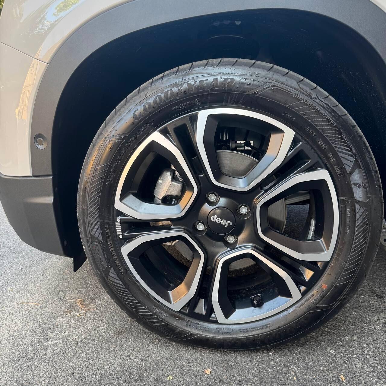 JEEP Avenger 1.2 turbo e-hybrid Summit NUOVA - KM 0