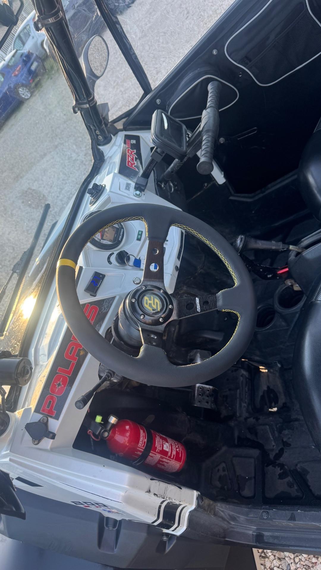 Polaris RZR 800 rally