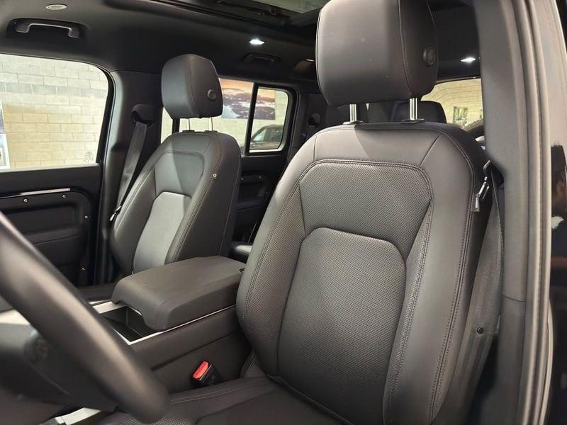 Land Rover Defender 3.0D I6 200 110 X-Dynamic SE AWD auto.