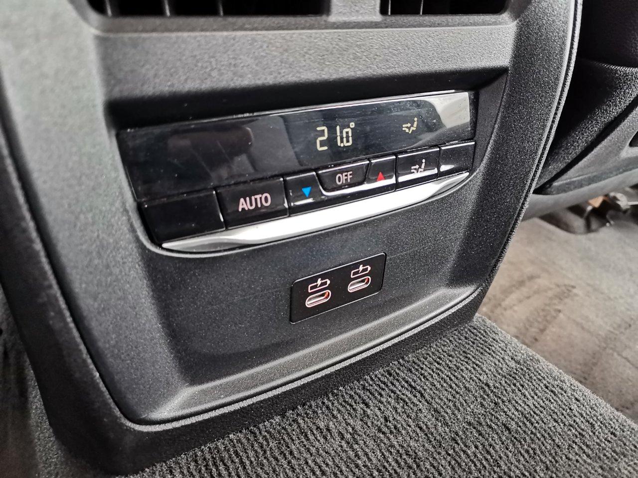 BMW 320 d Touring mhev 48V xdrive Business Advantage auto