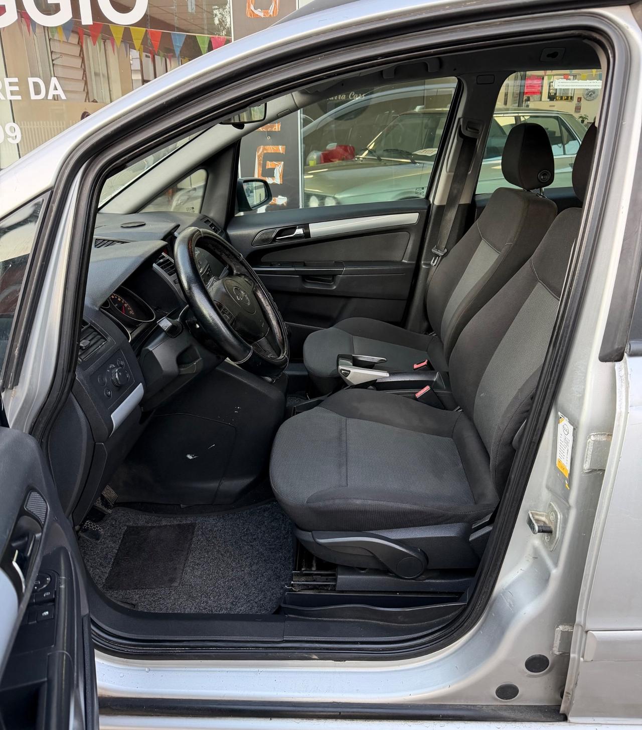 Opel Zafira - Metano 2029 -Frizione nuova- Neopatentati