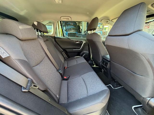 TOYOTA RAV 4 MY23 RAV4 2.5 HV (222CV) E-CVT AWD-i Business