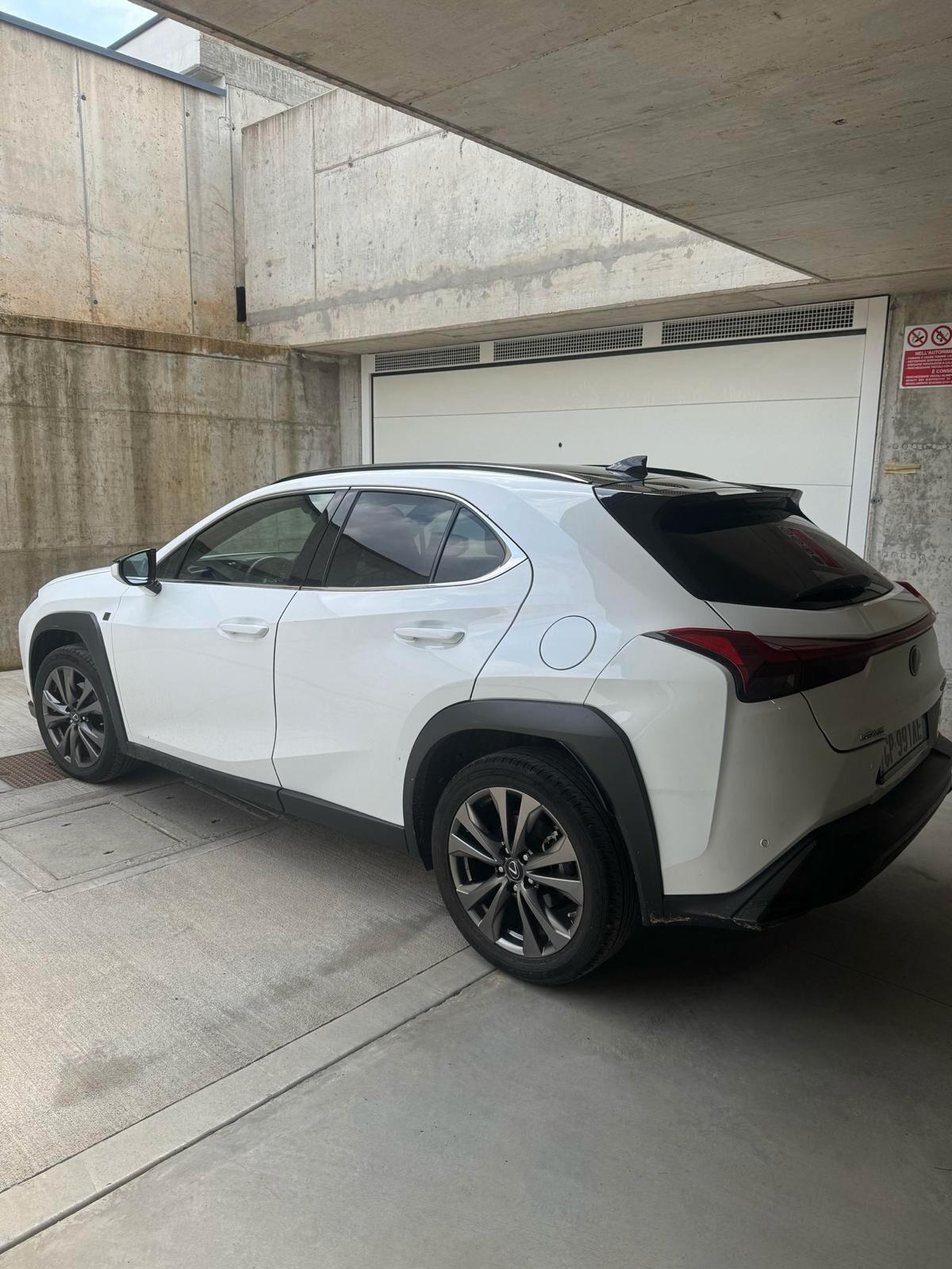 Lexus UX UX Hybrid F Sport