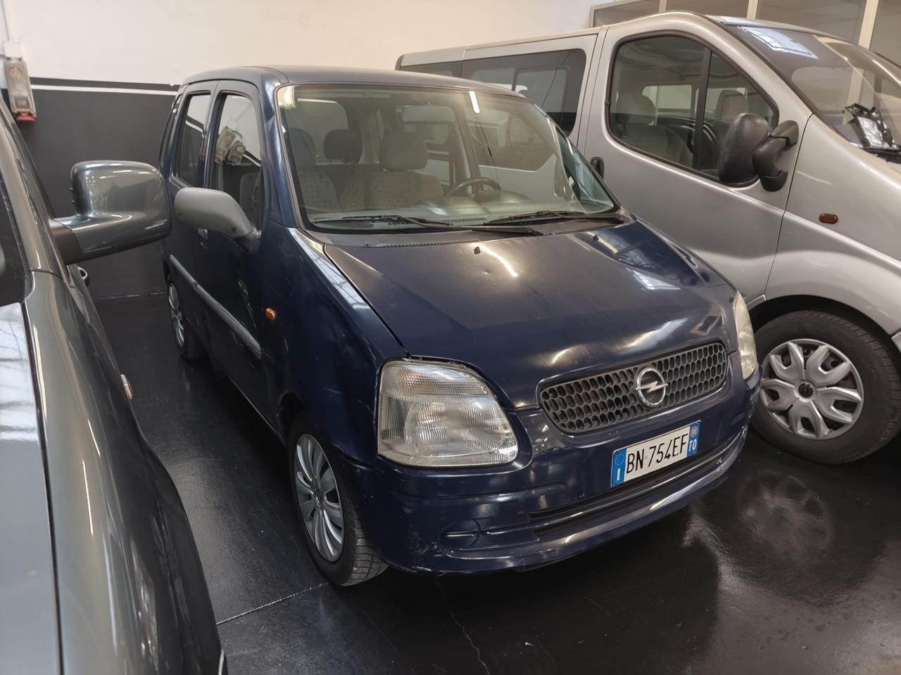 Opel Agila 1.2 16V Comfort