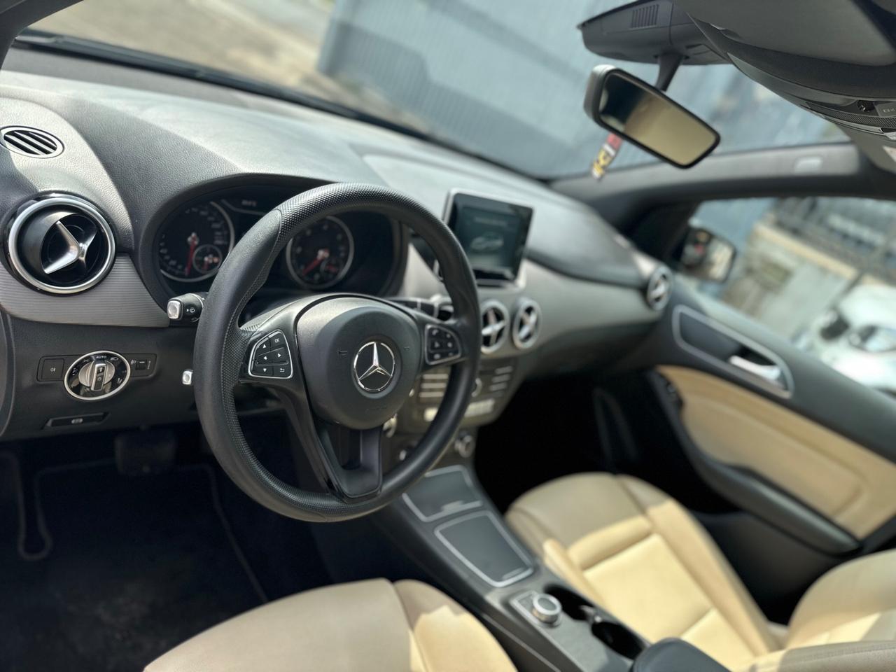Mercedes-benz B 180 B 180 d Business