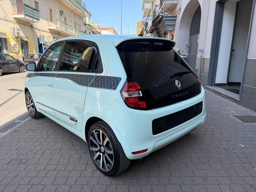RENAULT TWINGO 900 90 AUTOM PARISIENNE CERTIFICATA