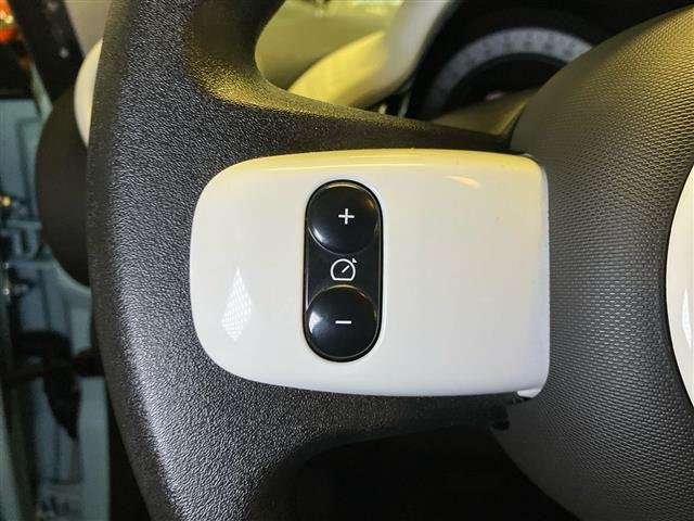 RENAULT Twingo 22kWh Equilibre