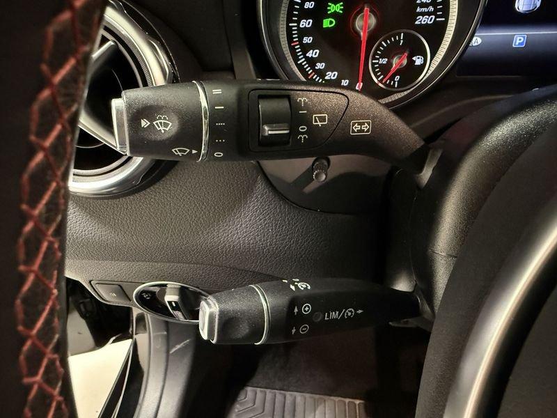 Mercedes-Benz GLA GLA 200 Premium AMG Night Edition