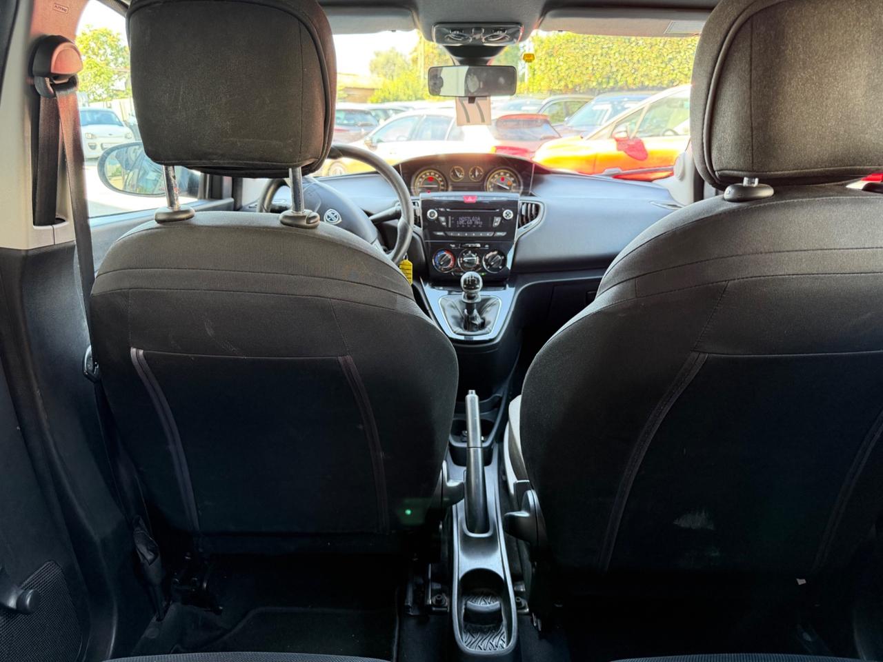 Lancia Ypsilon 1.2 69 CV 5 porte GPL Ecochic Platinum