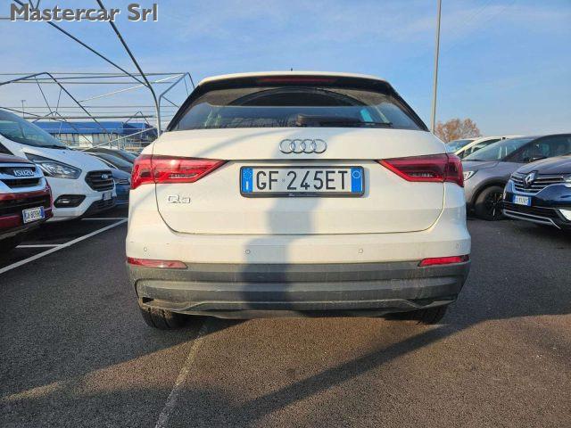 AUDI Q3 Q3 45 1.4 tfsi e Business s-tronic - GF245ET