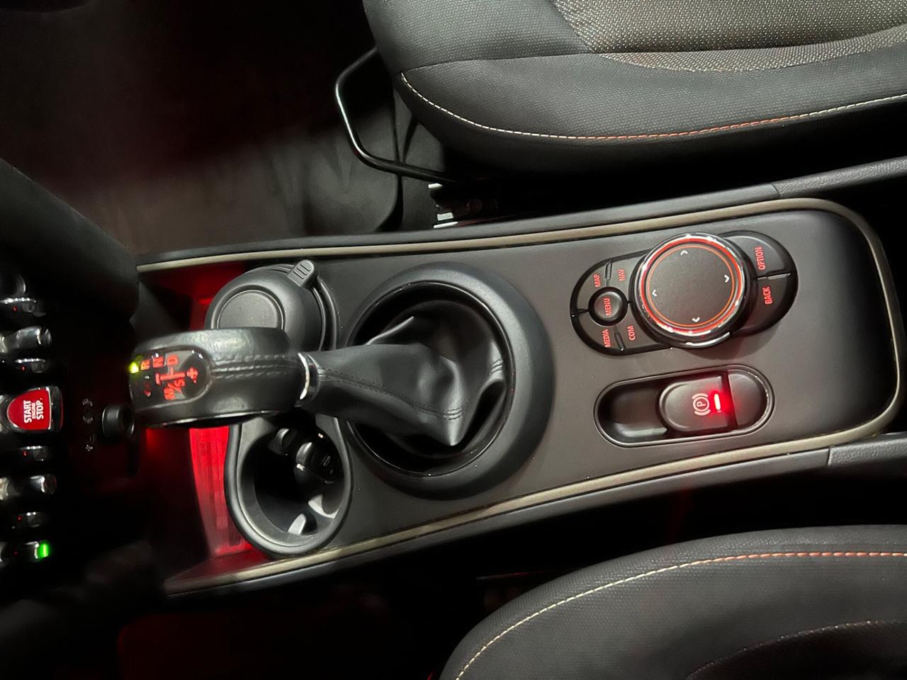 Mini Cooper Countryman 2.0 D Aut. JUNGLE 150 cv