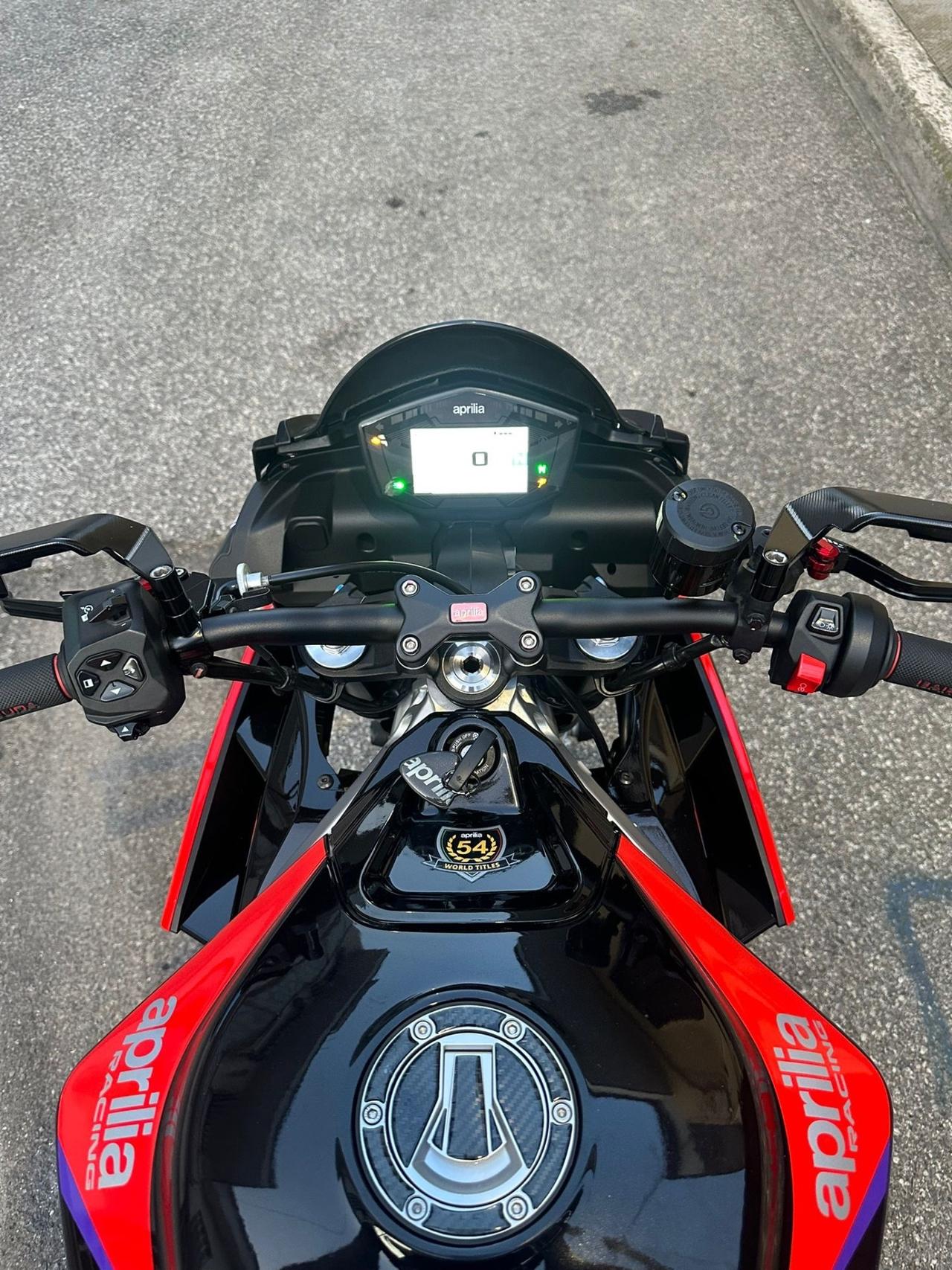 Aprilia Tuono 660 Factory