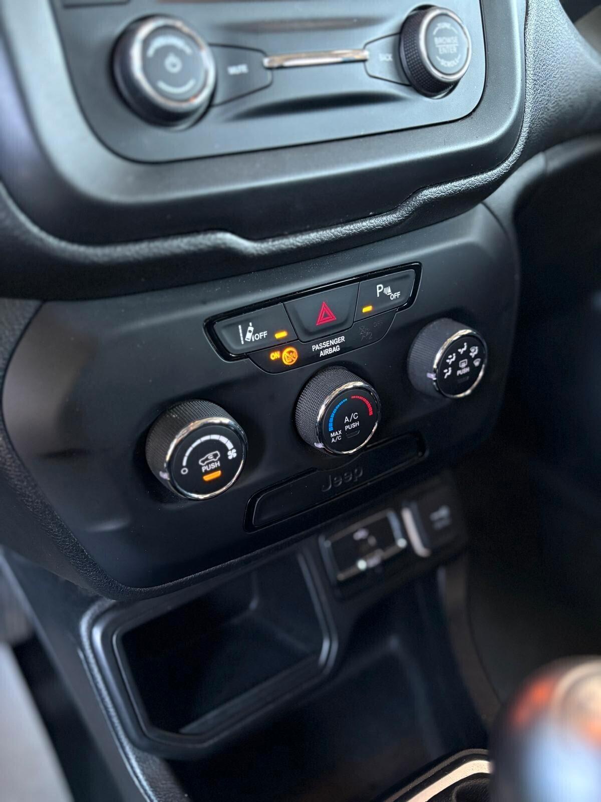 Jeep Renegade 1.6 Mjt 120 CV Longitude