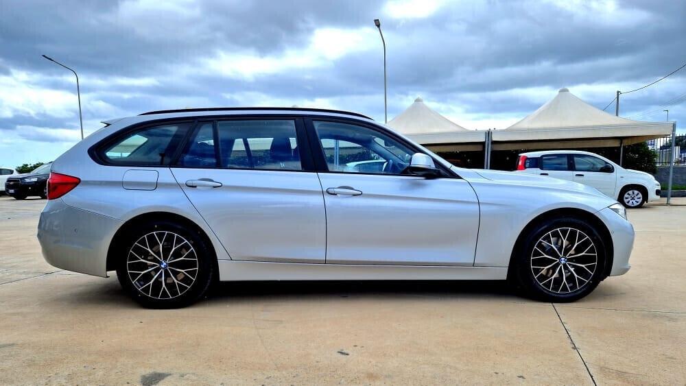 BMW 318d 150cv 2019 Business Sport plus