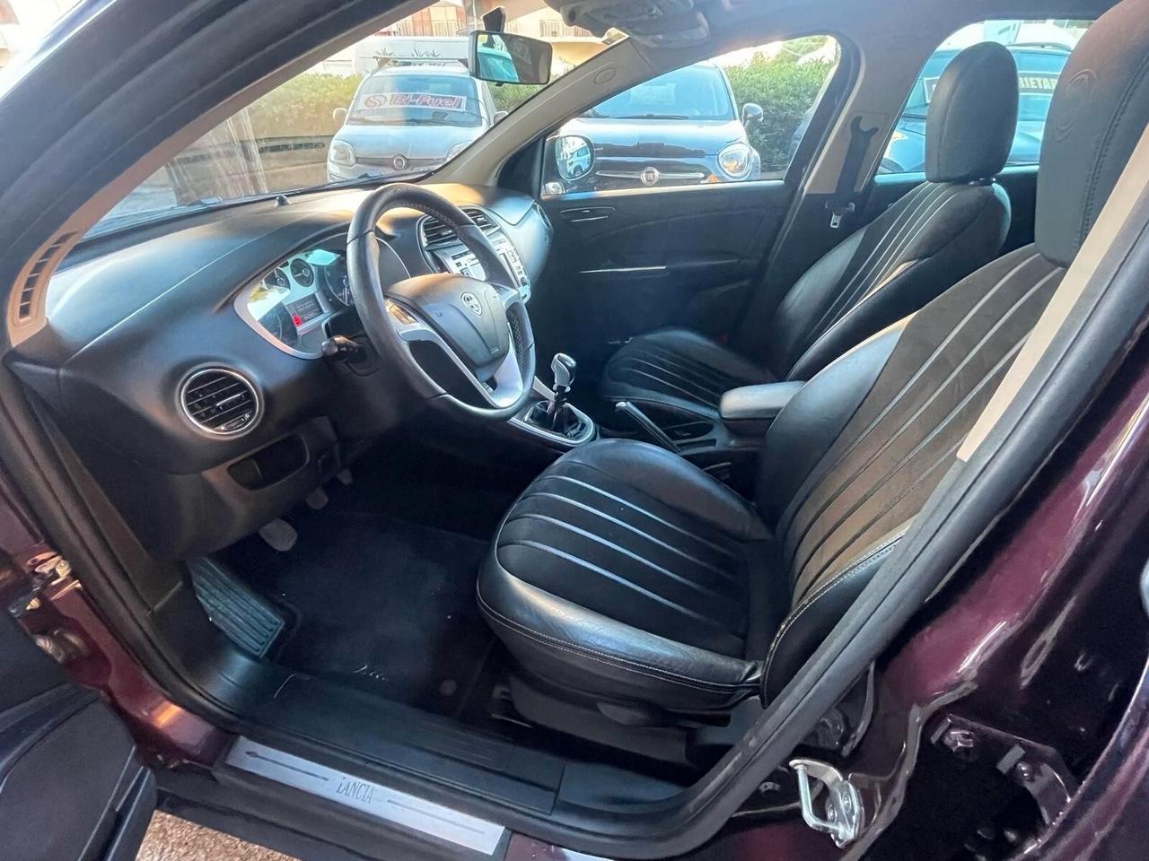 Lancia Delta 1.9 MJT DPF Platino