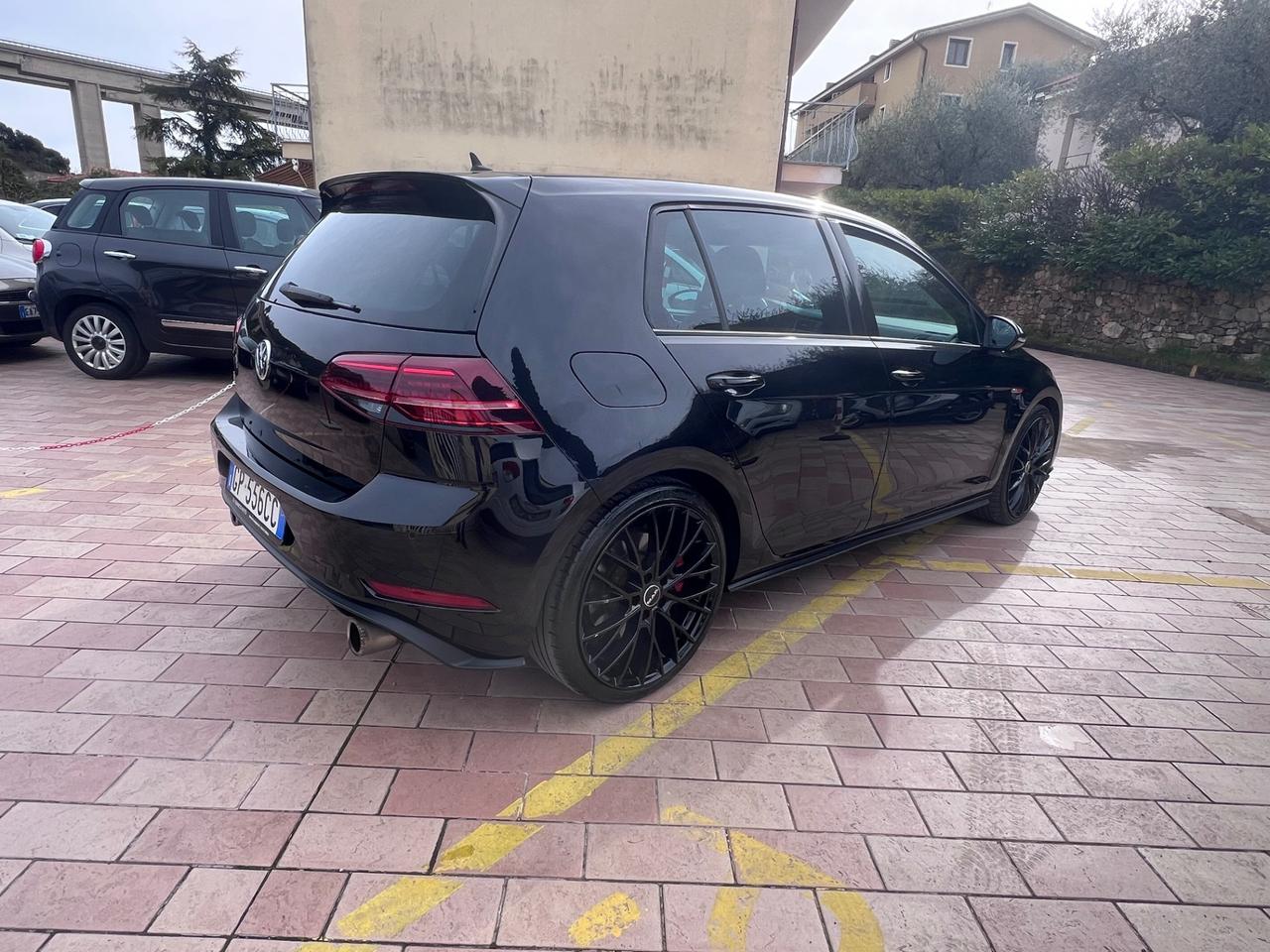 Volkswagen Golf GTI Performance 2.0 245 CV TSI 5p. BMT