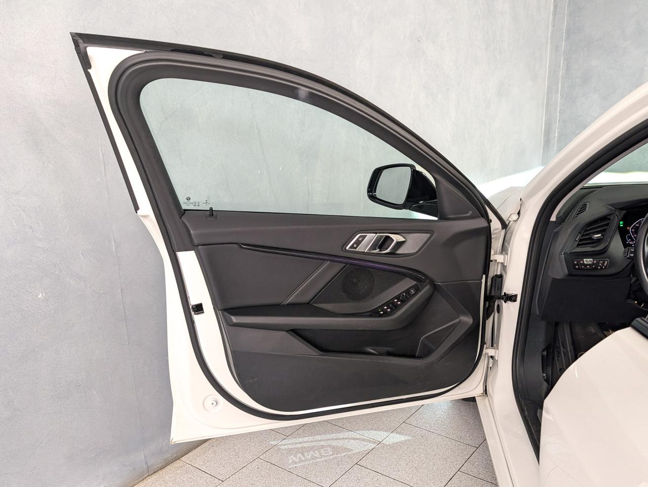 Bmw 116i Automatic Sport