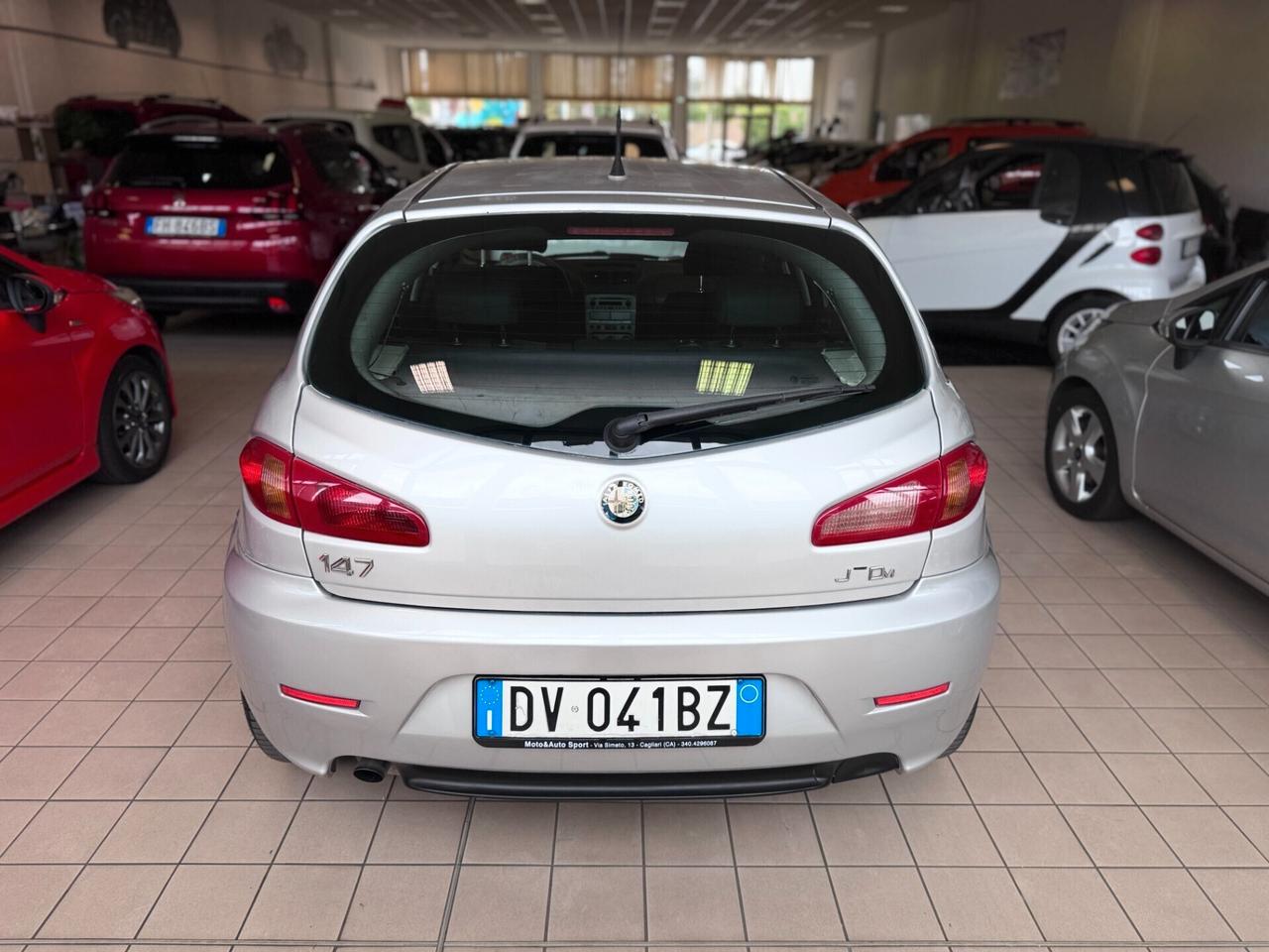 Alfa Romeo 147 1.9 JTD (120) 5 porte Distinctive