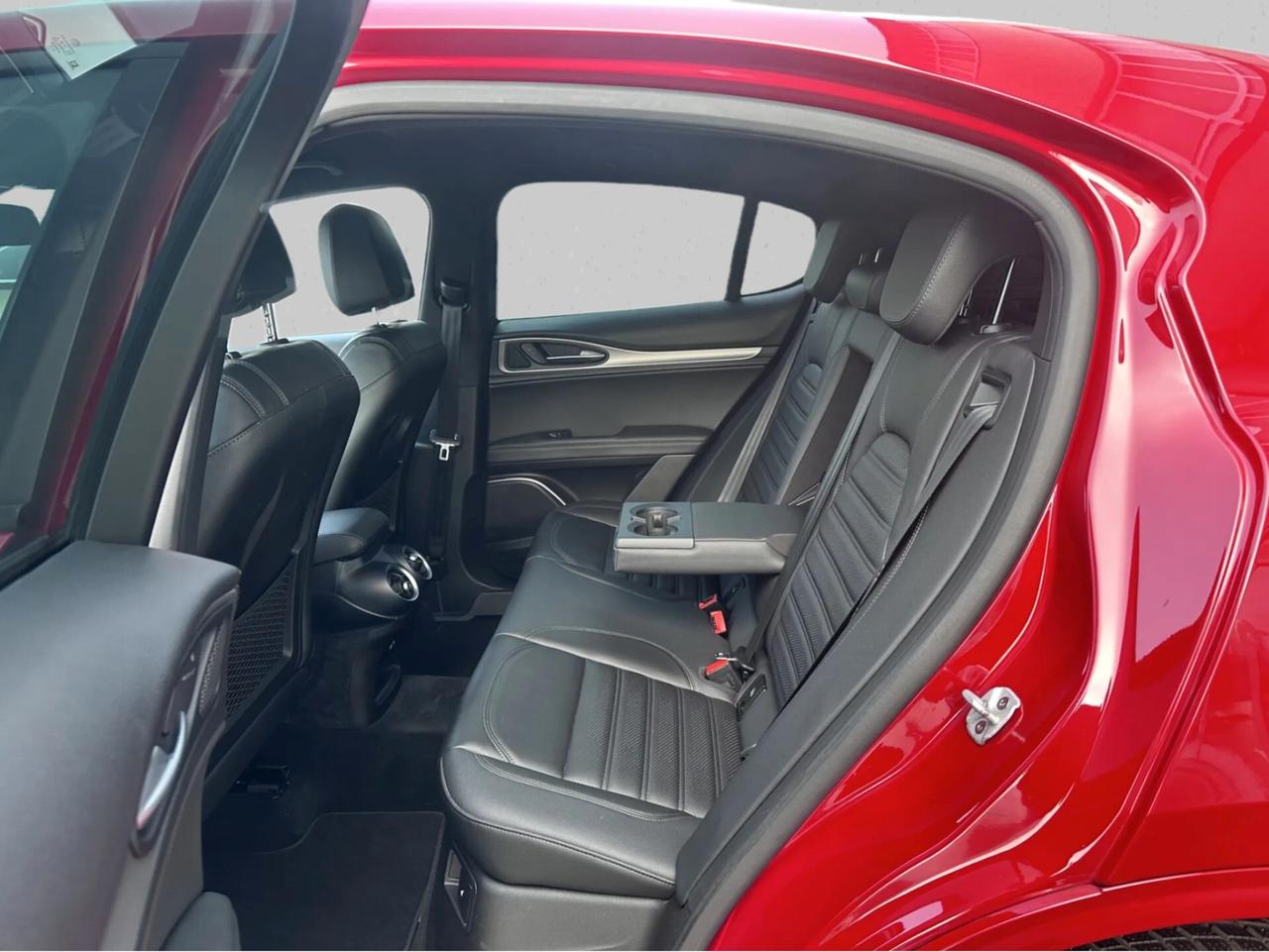 AlfaRomeo Stelvio 2.2d 210CV Q4 Veloce Euro6d Pelle Xeno Retrocamera