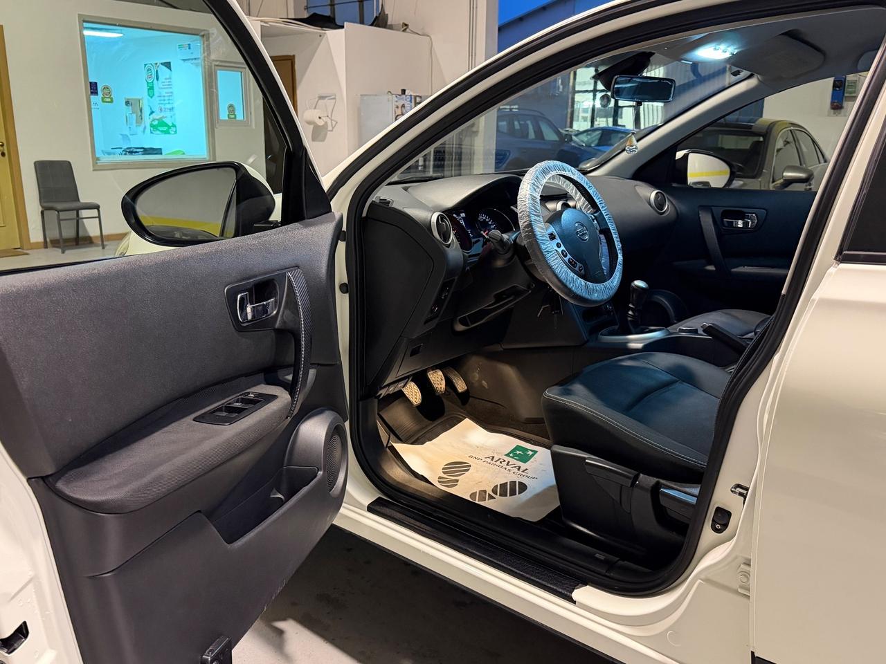 Nissan Qashqai 1.6 dCi 131CV 4X4 Tekna 2013