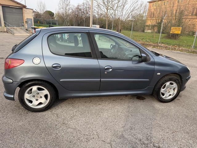 PEUGEOT 206 1.4 5p. Enfant Terrible senza lavoro da fare