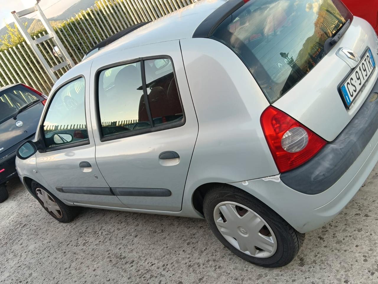 Renault Clio 1.2 cat 3 porte Confort Authentique