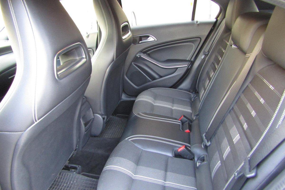 MERCEDES A 180 d Automatic Sport