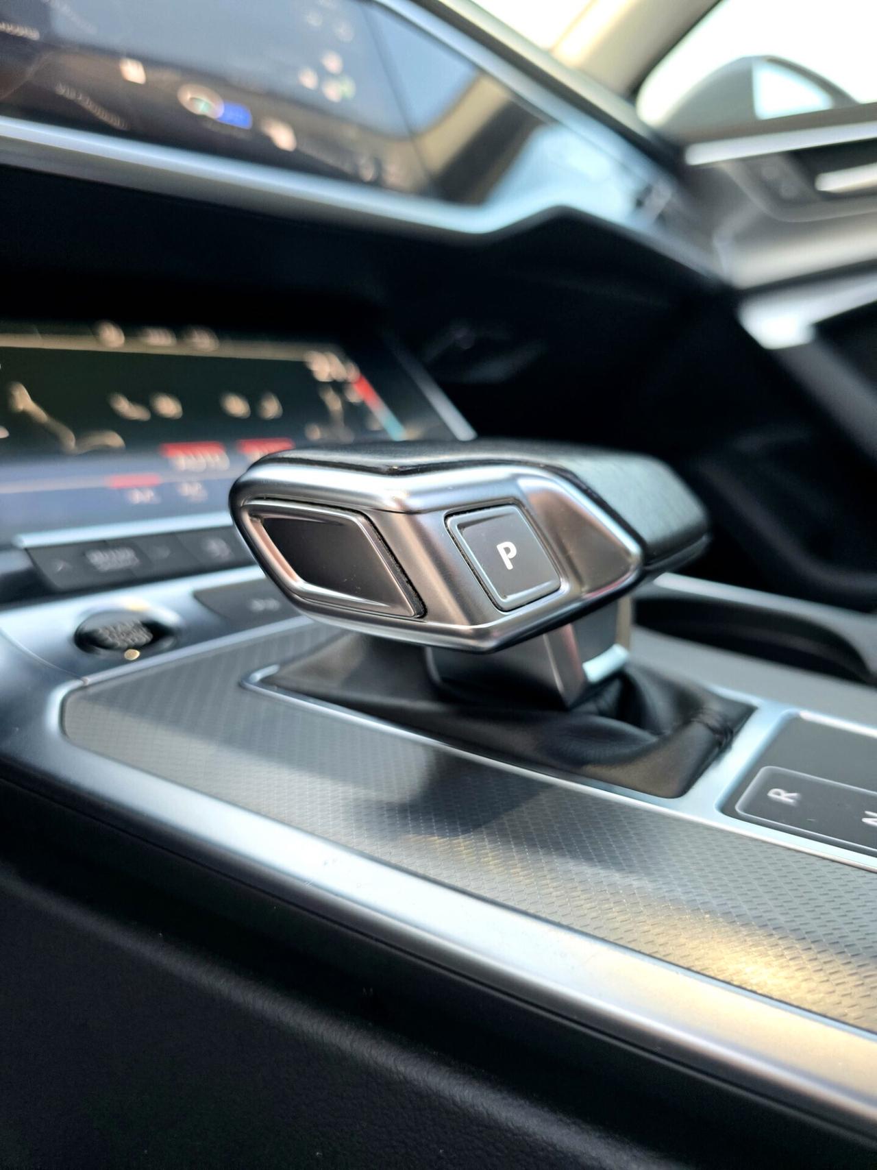 Audi A6 Avant 40 2.0 tdi mhev Business Sport s-tronic - TETTO