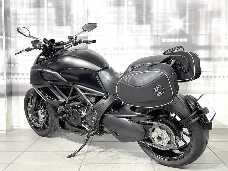 Ducati Diavel 1200