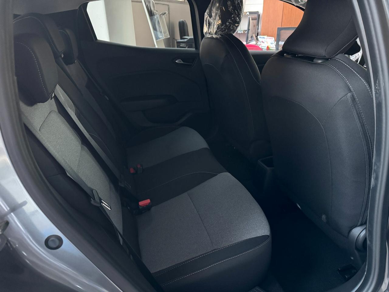 NUOVA Mitsubishi Colt 1.0L 65 CV Invite - OK NEOPATENTATI!