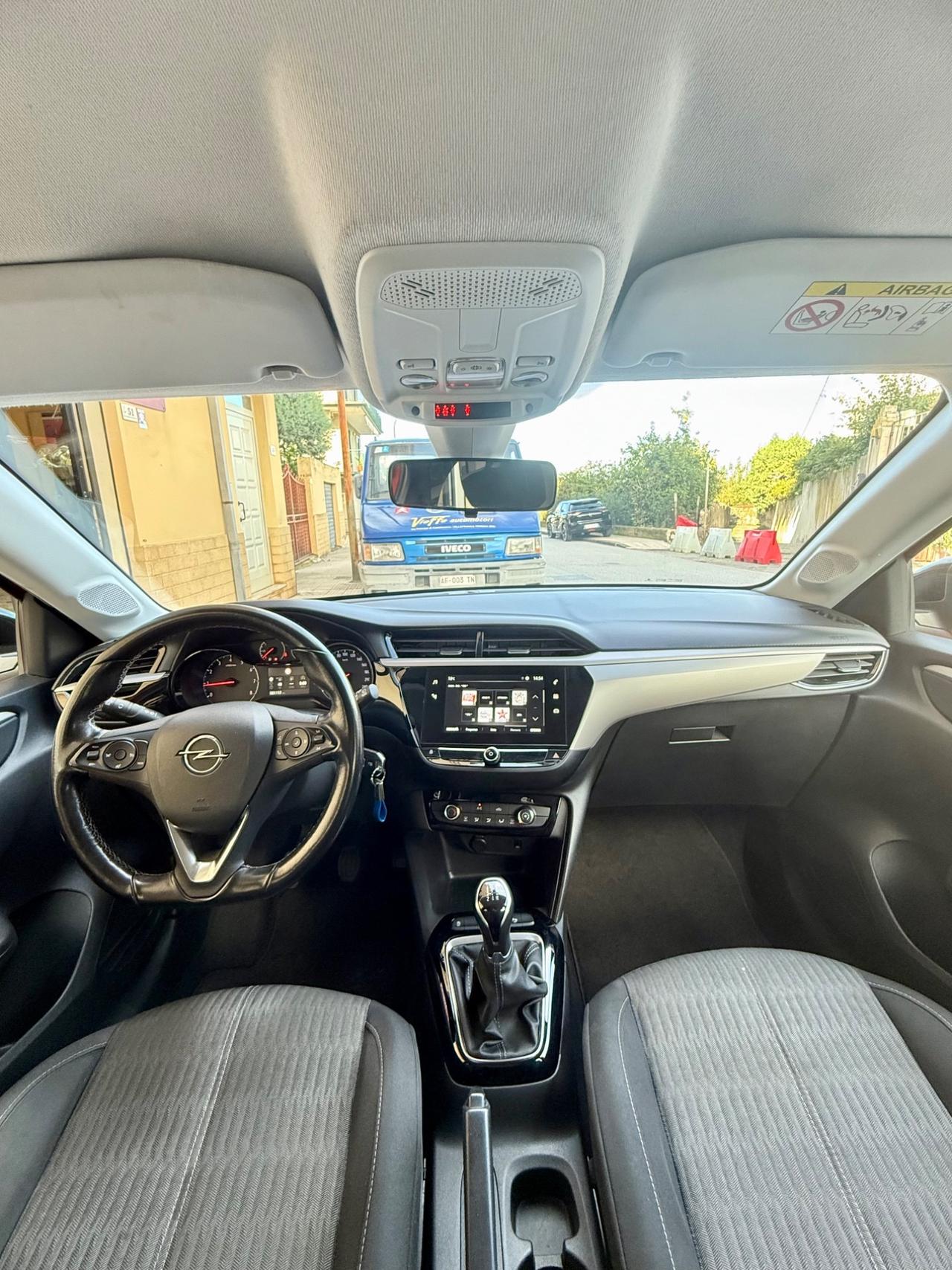 Opel Corsa 1.2 Edition