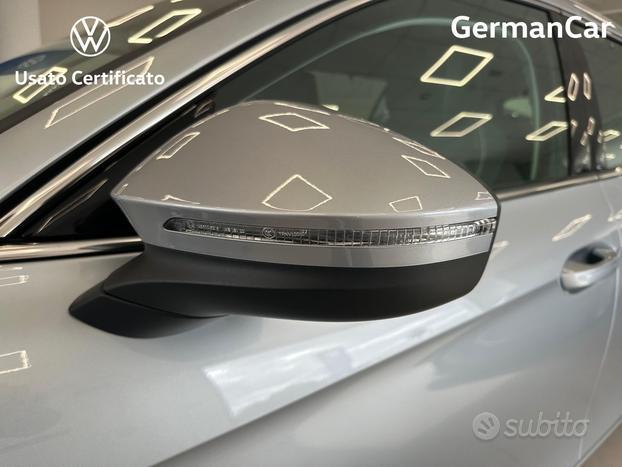 Volkswagen Passat 1.5 tsi ehybrid business 204cv d