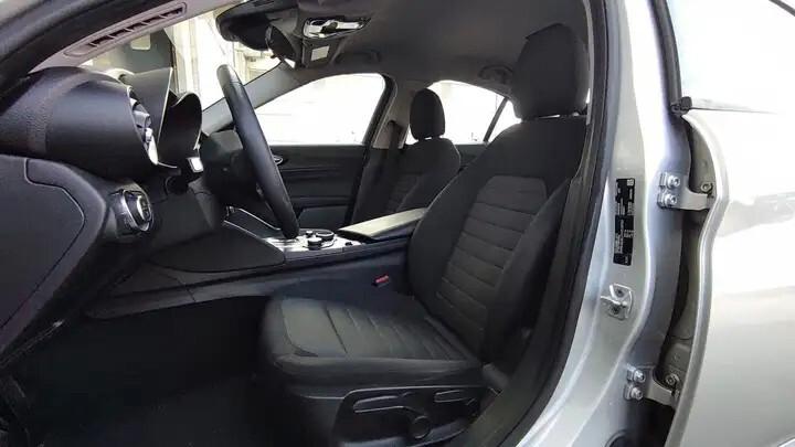 Alfa Romeo Giulia 2.2 Turbodiesel 150 CV AT8 Business