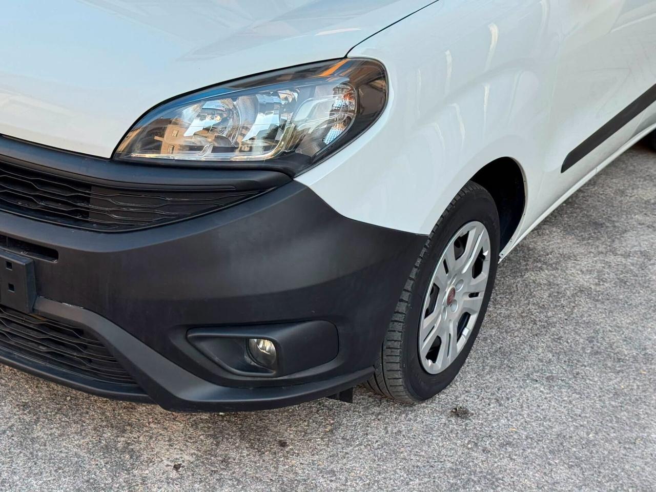 FIAT DOBLO CARGO 1.6 MJ 105 CV. E6 3 POSTI PERFETTA